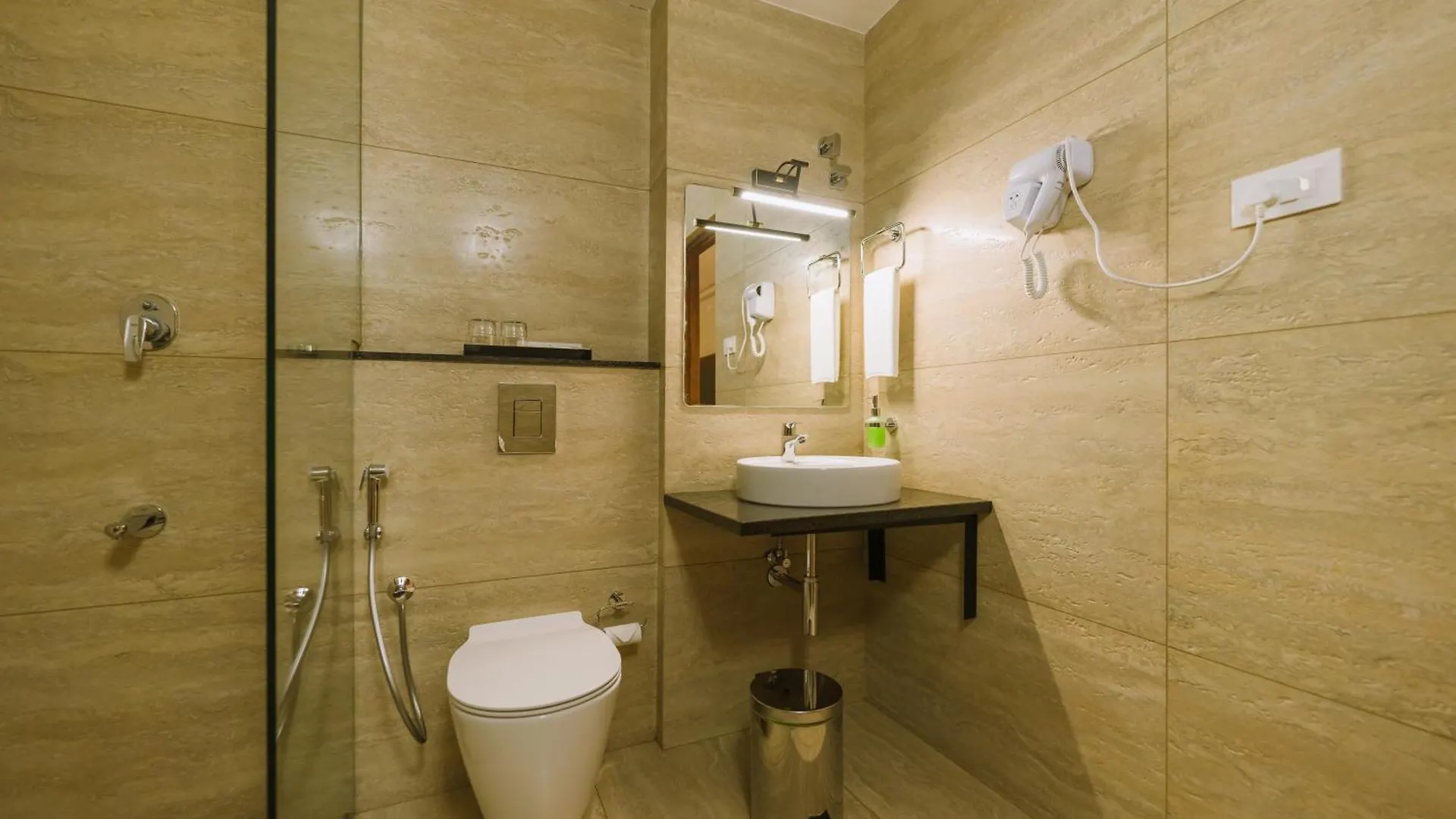 Evora Resort And Spa Ambalavayal