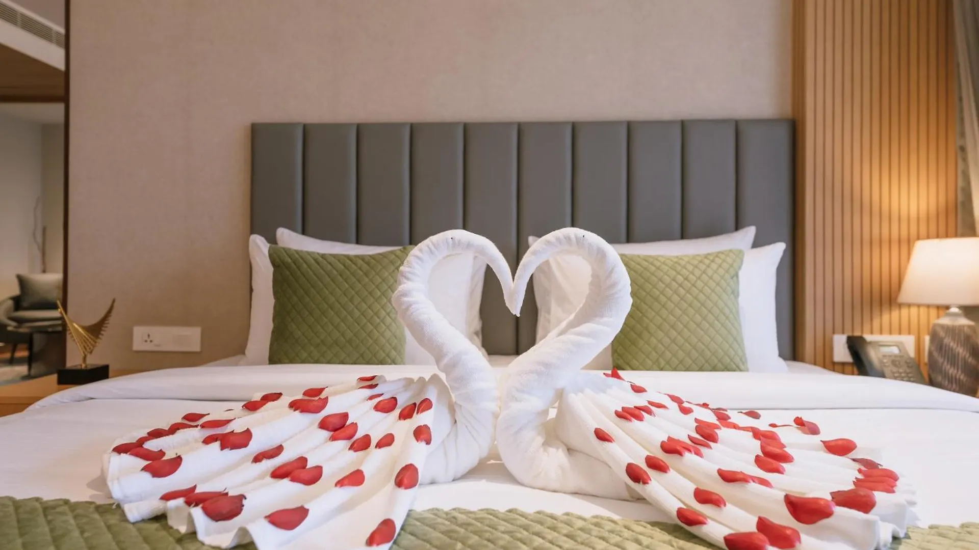 Evora Resort And Spa Ambalavayal 4*,