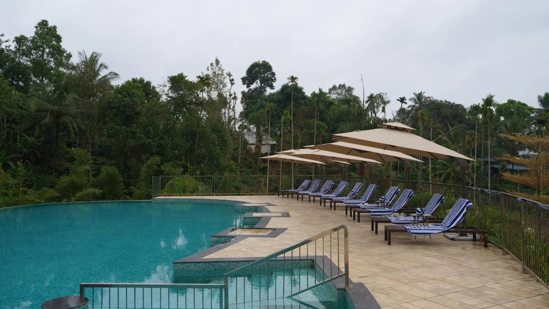 Evora Resort And Spa Ambalavayal